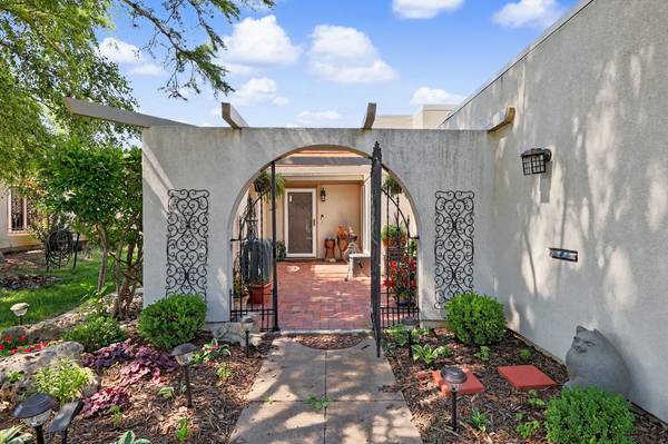 81 E Via Verde St, Wichita, KS 67230