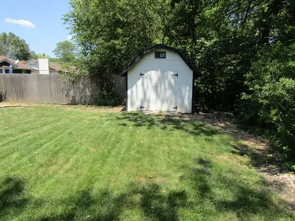 117 S Eastborough Rd., Salina, KS 67401