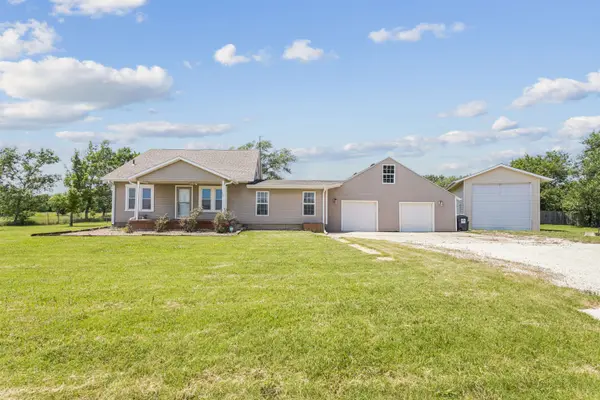 1531 N Prairie Creek, Andover, KS 67002