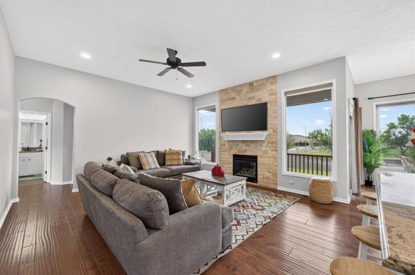 1009 E Rosemont, Andover, KS 67002