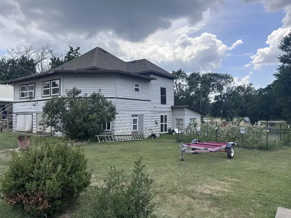 107 N Olive St, Leon, KS 67074