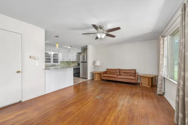 2357 S Walnut St, Wichita, KS 67213