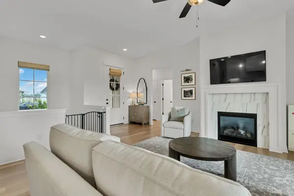 3140 N Pine Grove Cir, Wichita, KS 67205
