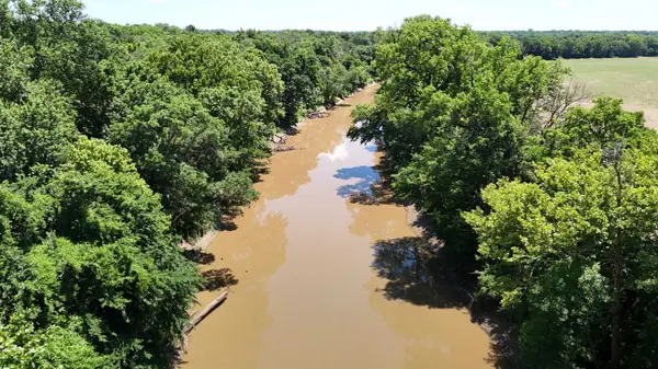 8749 700 Rd, Fredonia, KS 66736