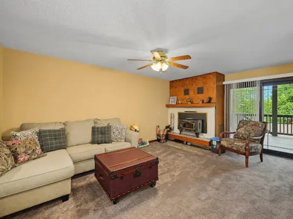 105 N Douglas Dr, Salina, KS 67401