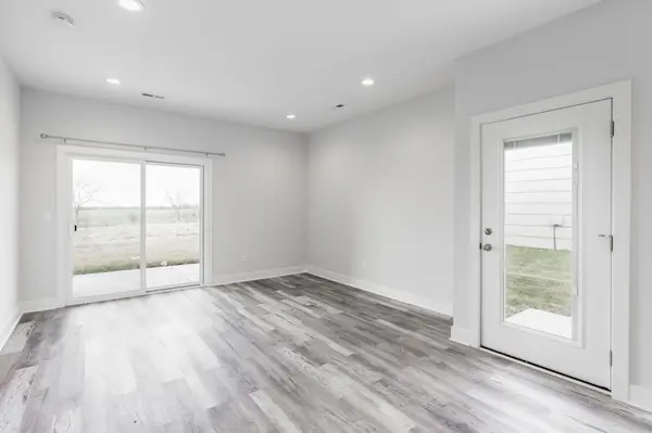 5407 N Colburn Ct, Bel Aire, KS 67220