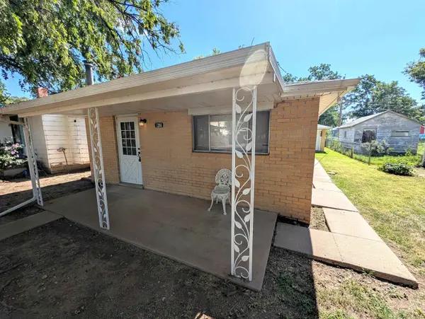1206 N 8th St, Salina, KS 67401