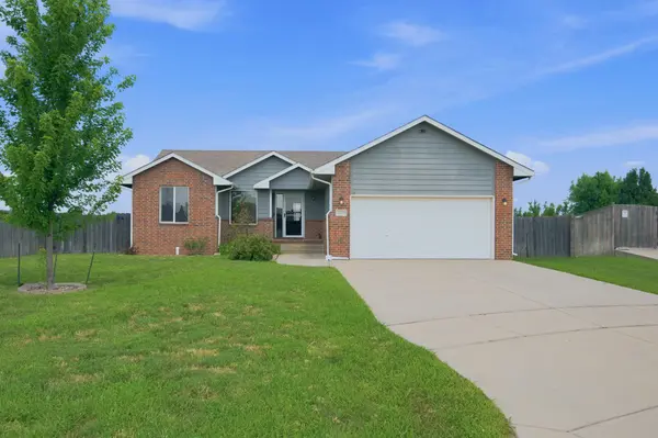 2102 E Lotus, Andover, KS 67002