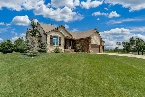 2625 S Saratoga Ct., Goddard, KS 67052