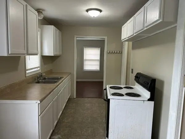 1635 N Bluff, Wichita, KS 67208