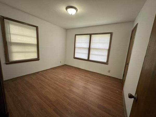 611 N Harding, Wichita, KS 67208