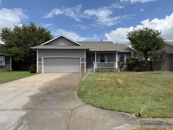 632 S LongbranchDr, Maize, KS 67101