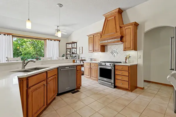 13631 W Highland Springs Ct, Wichita, KS 67235