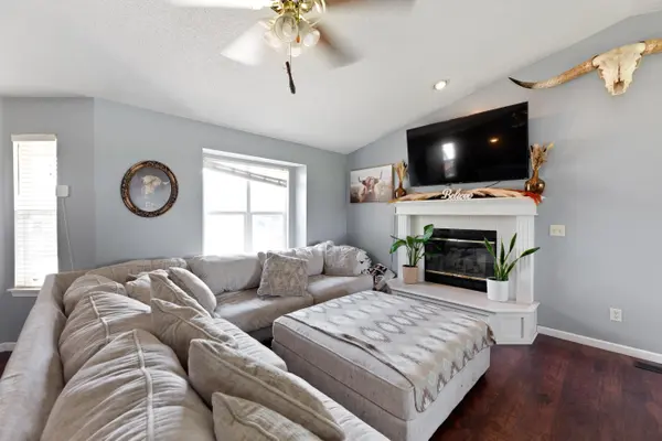 605 Clover Ln., Hesston, KS 67062