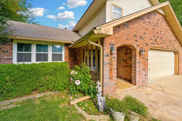 351 S Shefford, Wichita, KS 67209