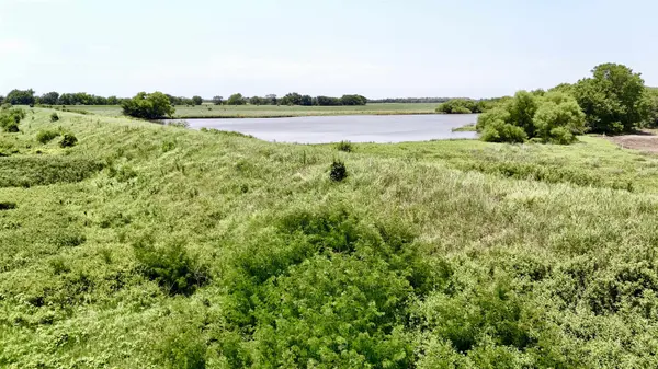 6107 S Hoover Rd, Sedgwick, KS 67135