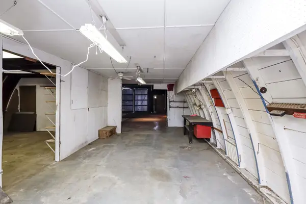 201 W Silknitter, Rose Hill, KS 67133