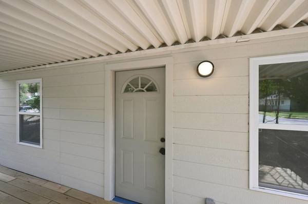 1604 N Saint Francis, Wichita, KS 67214