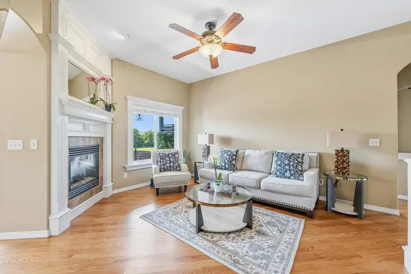 15031 W Shadow Lakes Ct, Wichita, KS 67223