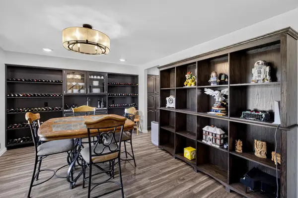 808 NW 4 Ave, Harper, KS 67058