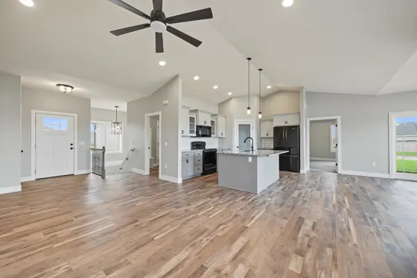 2744 Wet Stone Dr, Salina, KS 67401