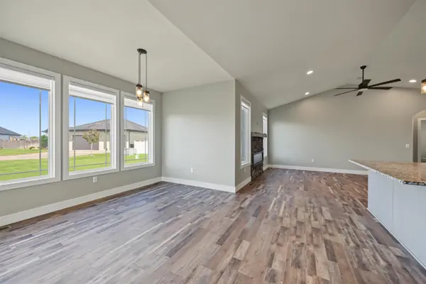 2744 Wet Stone Dr, Salina, KS 67401