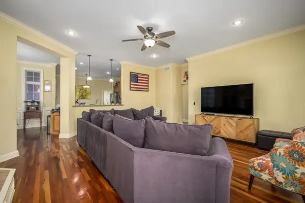 5155 N Saint James St, Bel Aire, KS 67226-7636