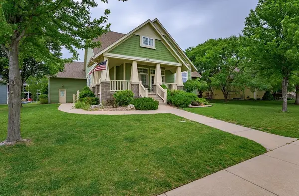 5155 N Saint James St, Bel Aire, KS 67226-7636