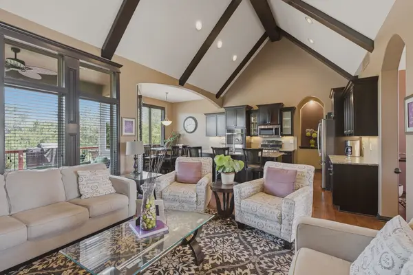 3822 N Lakecrest, Wichita, KS 67205