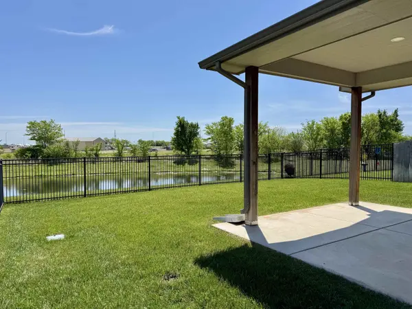 896 N Cloverleaf, Goddard, KS 67052