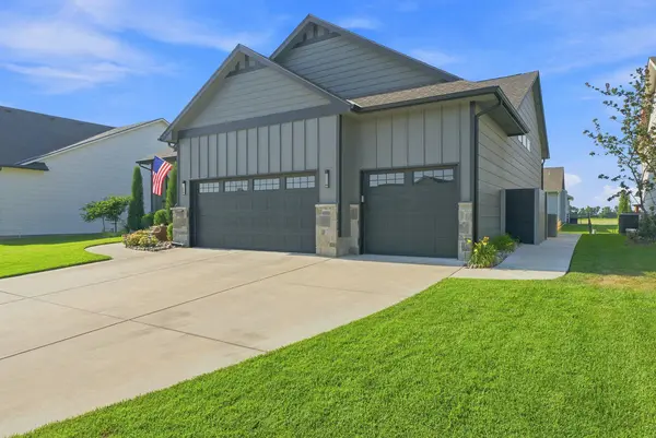 1141 W Shellbark St, Goddard, KS 67052