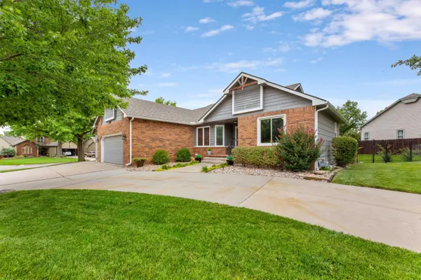 12018 W ROLLING HILLS ST, Wichita, KS 67235
