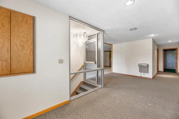 106 E Shadybrook, Cheney, KS 67025