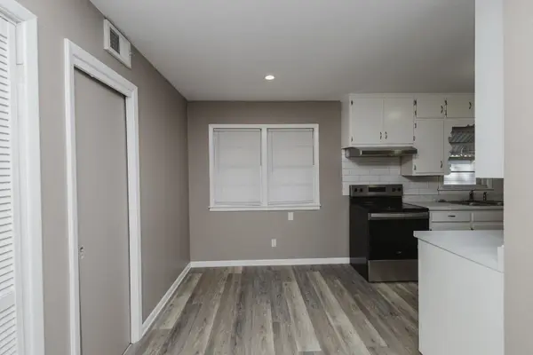 2869 S Mosley, Wichita, KS 67216