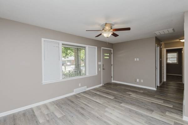 2869 S Mosley, Wichita, KS 67216