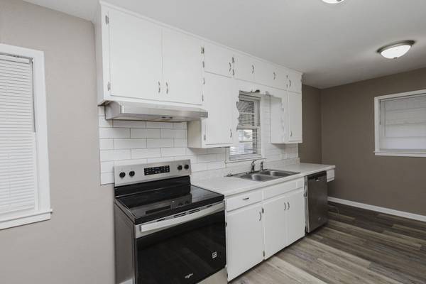 2869 S Mosley, Wichita, KS 67216