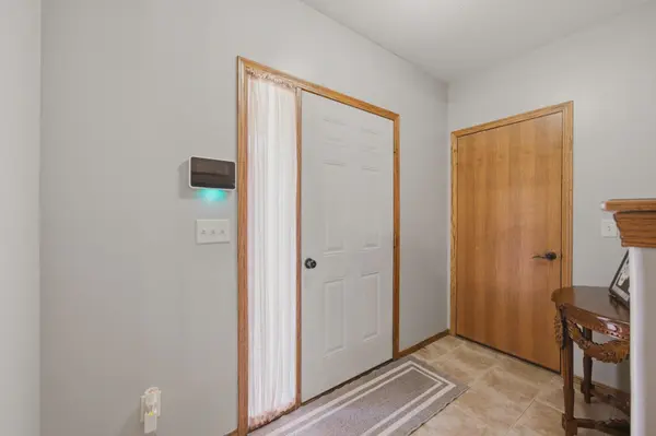 2502 S Lark Ln, Wichita, KS 67215