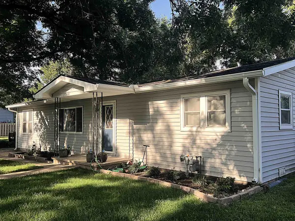 704 N Washington, Sedgwick, KS 67135