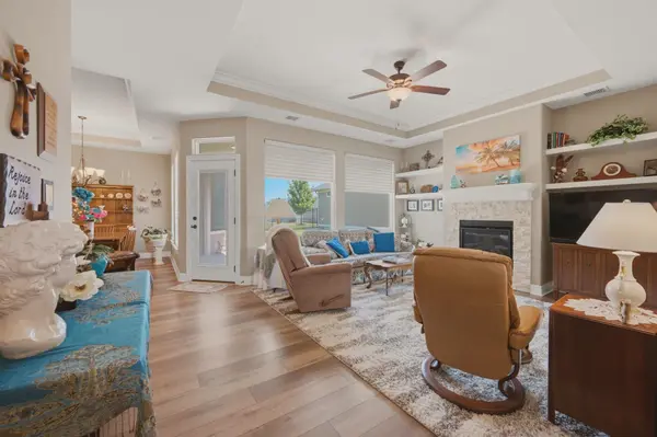 1226 S Forestview St, Wichita, KS 67235
