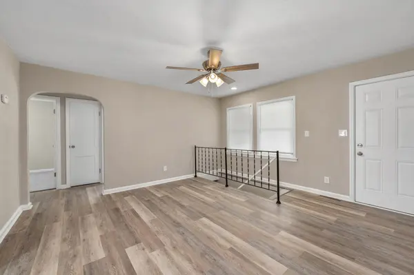 2430 S Washington, Wichita, KS 67216