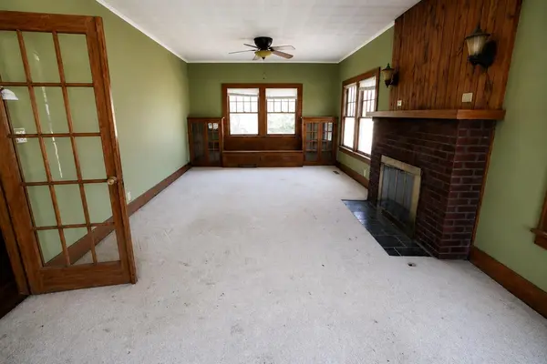 201 Park, Winfield, KS 67156