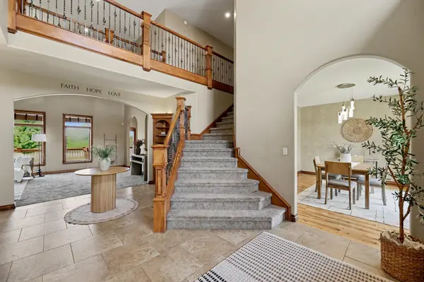 113 N Hibiscus St, Garden Plain, KS 67050