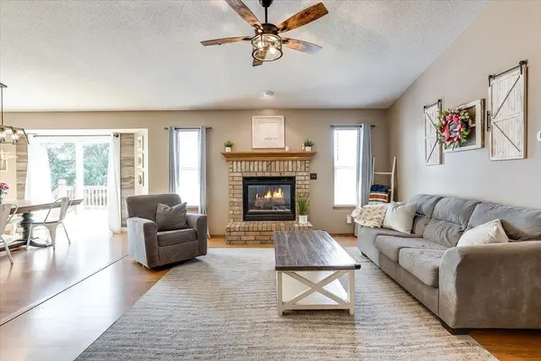 1726 N Prairie Run Circle, Mulvane, KS 67110