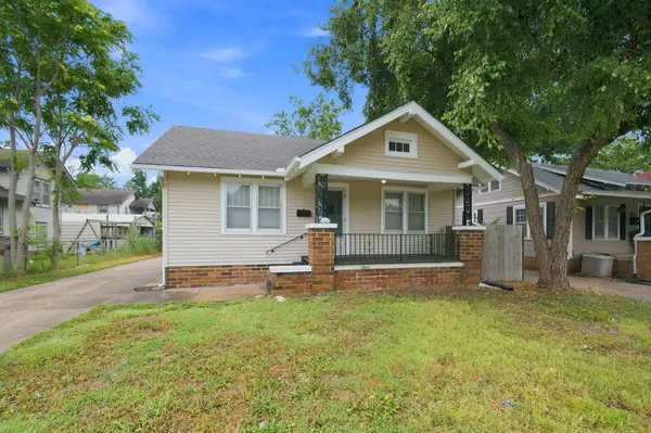 1617 W Mccormick, Wichita, KS 67213