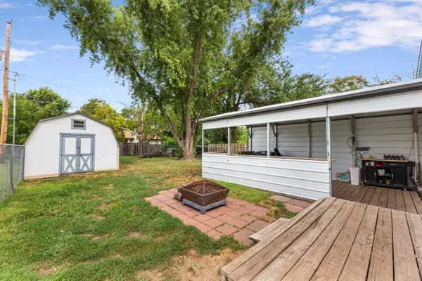 505 Sweezy, Halstead, KS 67056