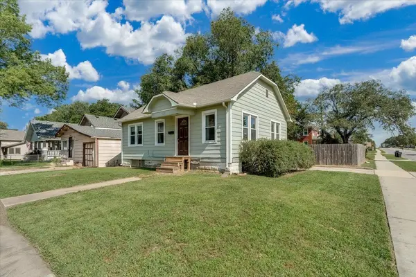 350 E Clark Ave, Augusta, KS 67010
