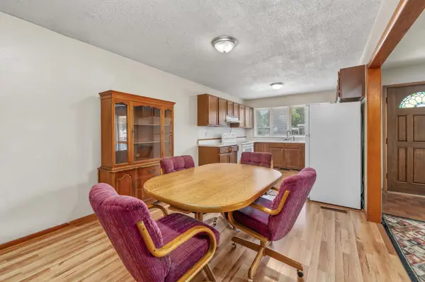 612 N Delrose, Wellington, KS 67152
