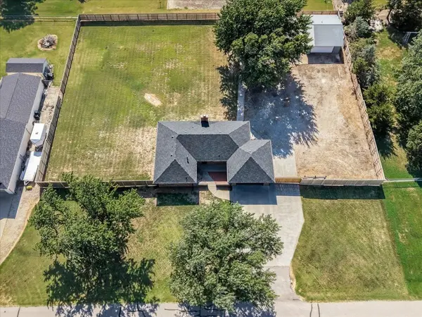 5549 N Athenian, Wichita, KS 67204