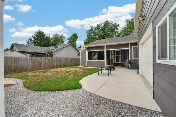1874 N Woodchuck St, Wichita, KS 67212