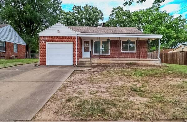 5116 E Larry Ln, Wichita, KS 67218